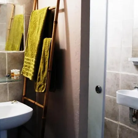 Nyaraló Dinos' House *