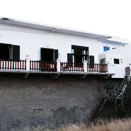 Dinos' House Skyros